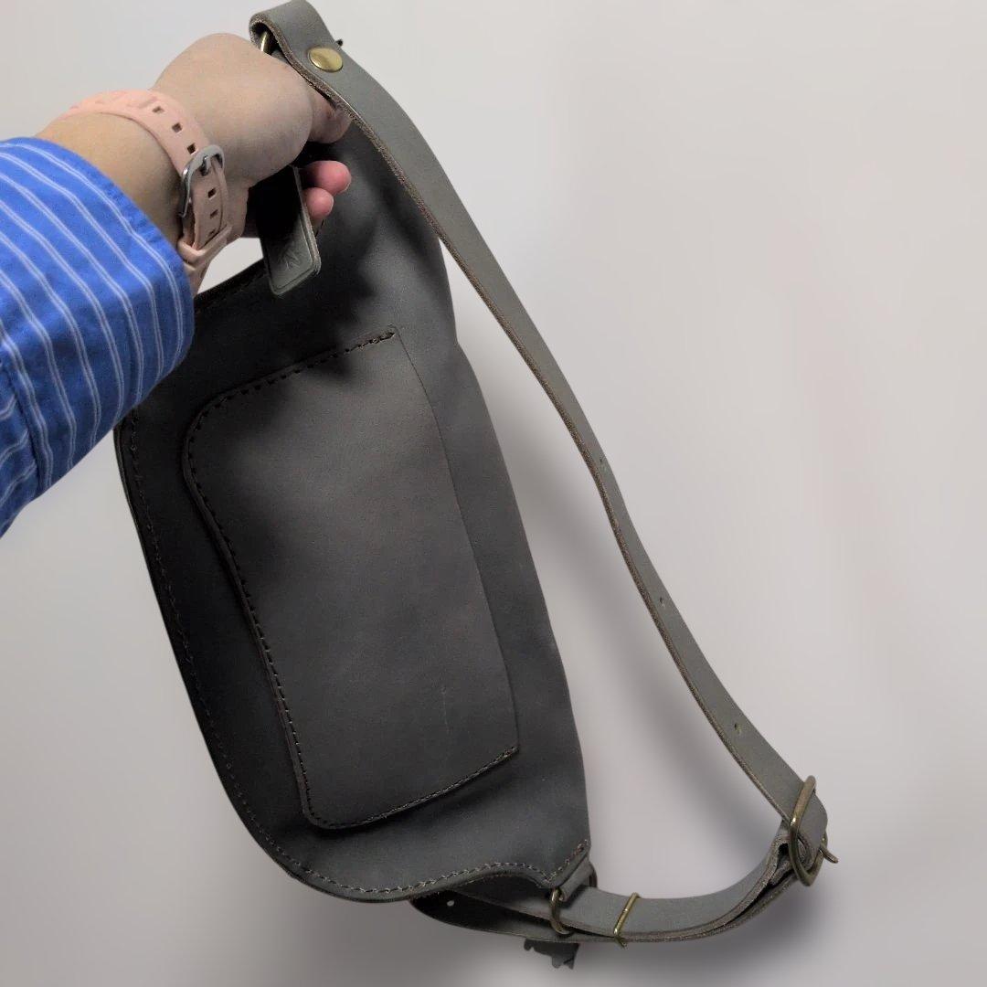 猫*猫様 HERZ ヘルツ アイビーグレー 限定 マチ・ボディバッグ(NSB-1