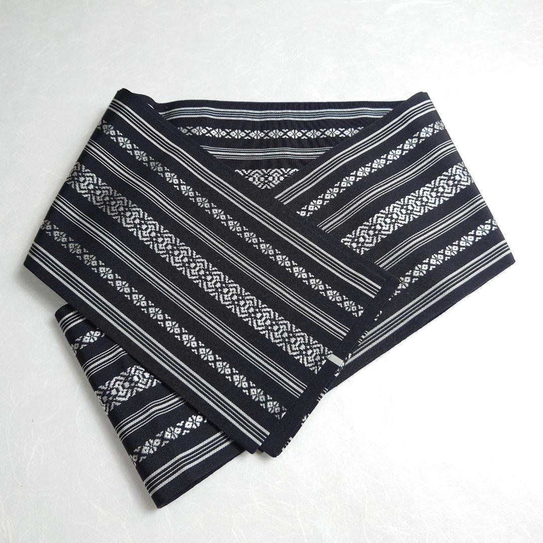 正絹 半幅帯 井上絹織 本場筑前 博多織 金ラベル 黒 未使用品 逸品 博多織 日本製 半巾帯 金証紙 正絹 本場筑前博多織 単衣 半幅帯