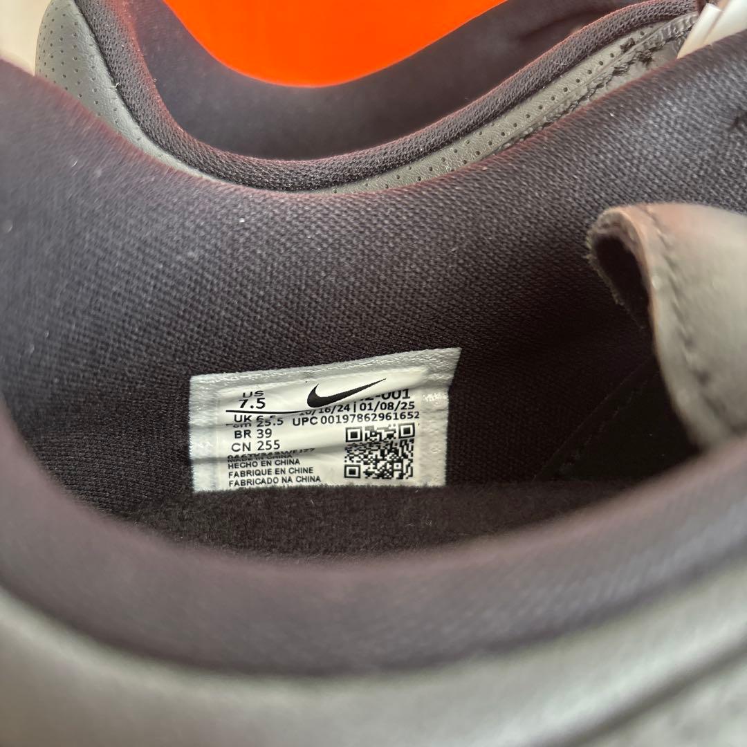 25.5cm　ナイキ　ゴルフ　スパイク　ビクトリー ツアー 4　HM6542