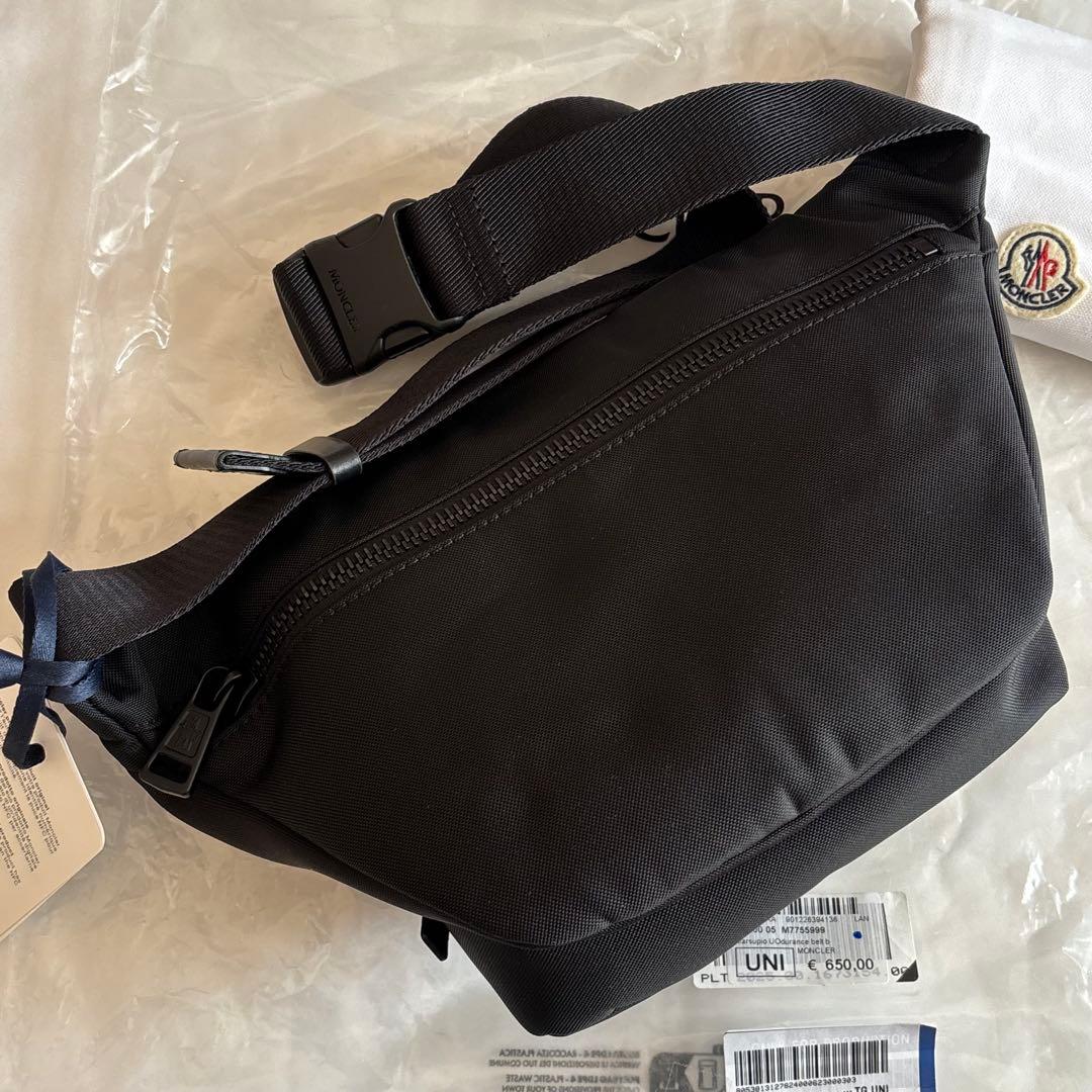 モンクレール Durance 撥水 ナイロン ベルト バッグ - メルカリ