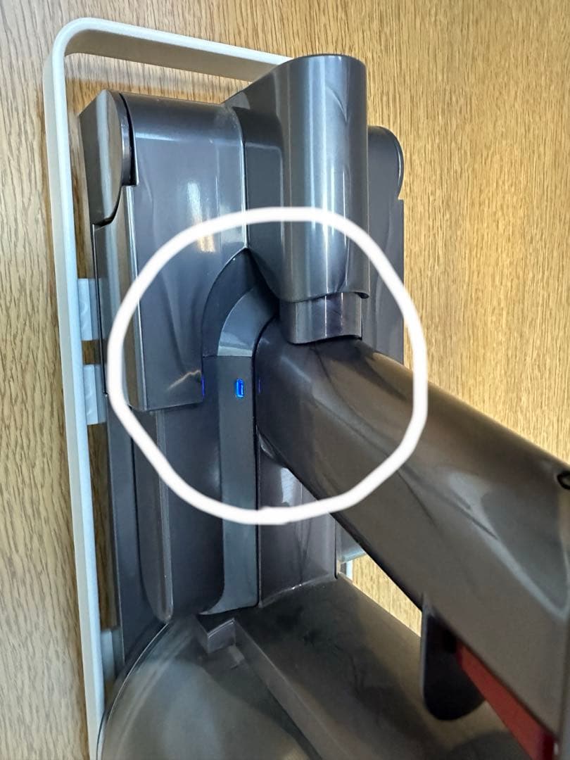 Dyson】ダイソンV7スリム収納ブラケット付き説明書付き【清