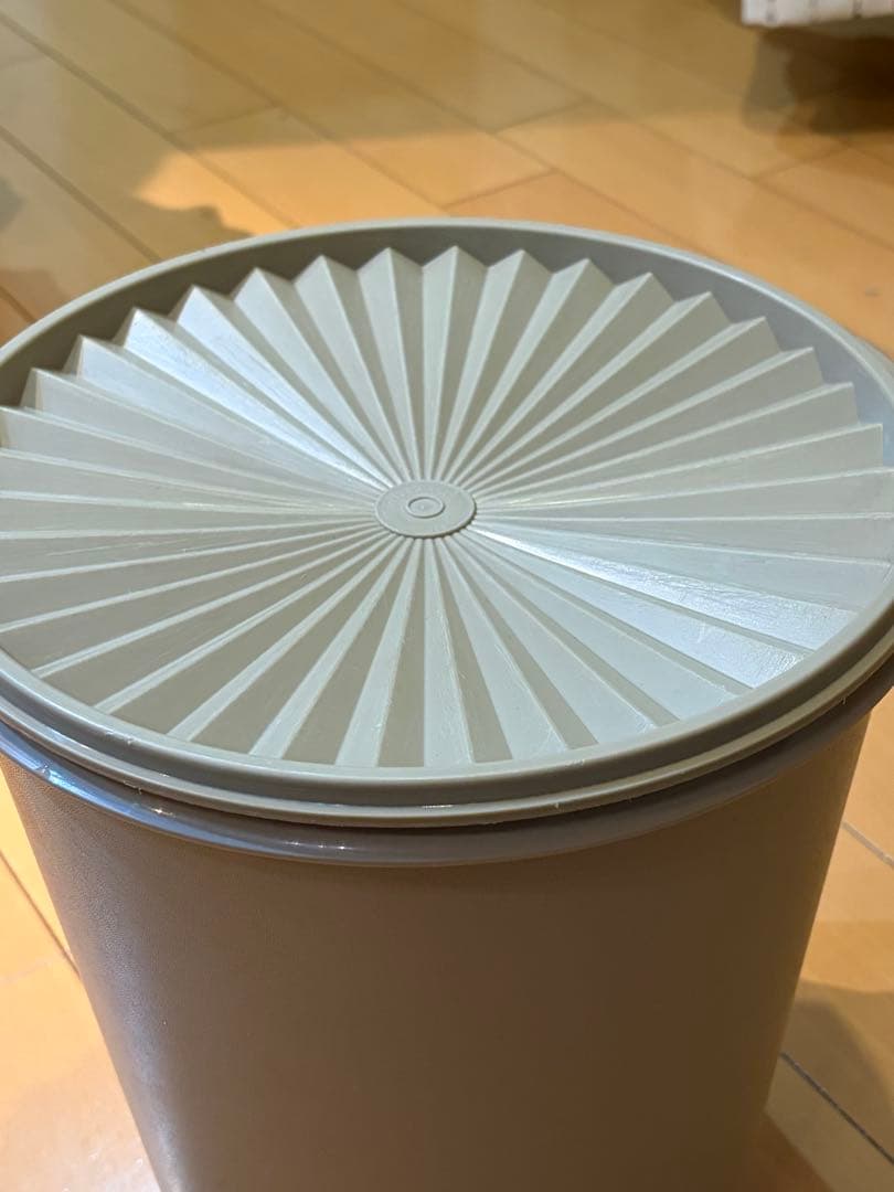 Tupperwareタッパーウェア マキシクイーンデコレーター 11,000ml