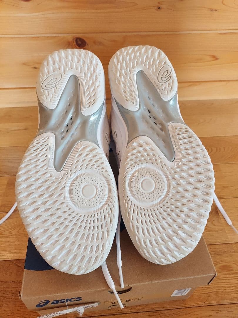 asics GELHOOP V17 NARROW 25.5cm ホワイト