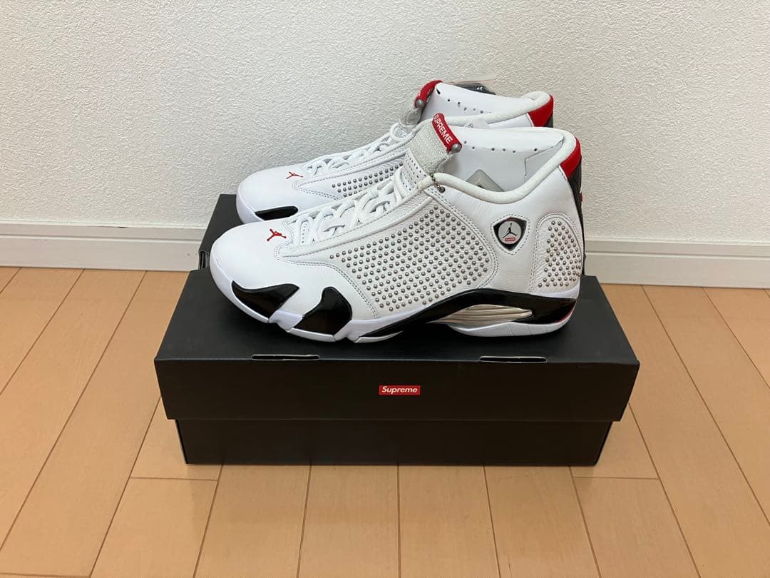 エアジョーダン14 ホワイト/レッド/ブラック 10 supreme Supreme x Air Jordan 14 Official Release Date | Hypebae