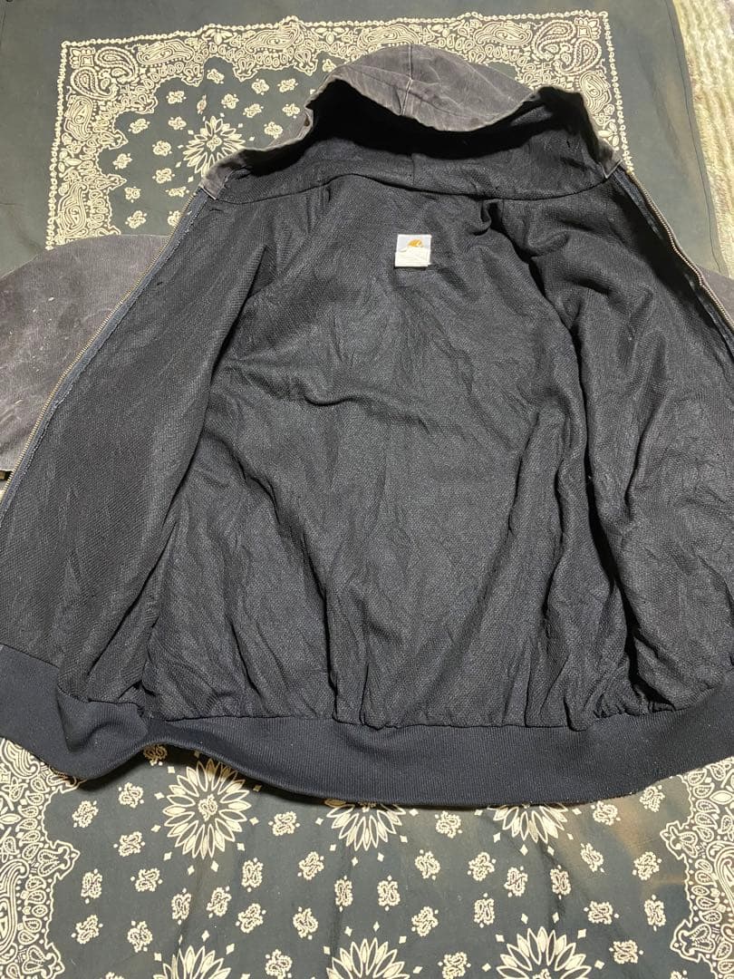 カーハート 黒 フェード 星タグ アクティブジャケット made in USA