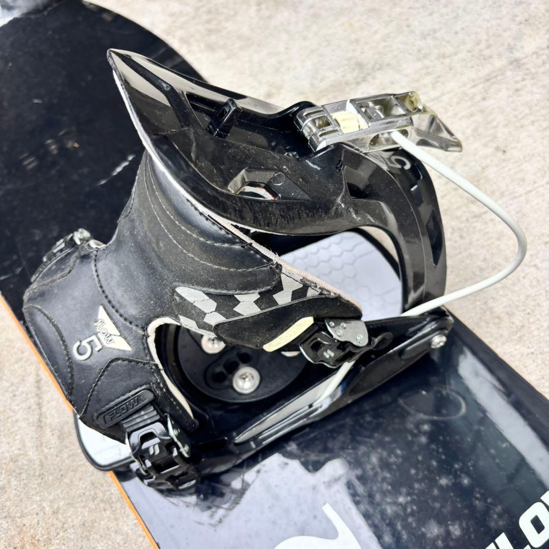 オンライン ショップスポーツ - FLOW スノーボード 板 ビンディング