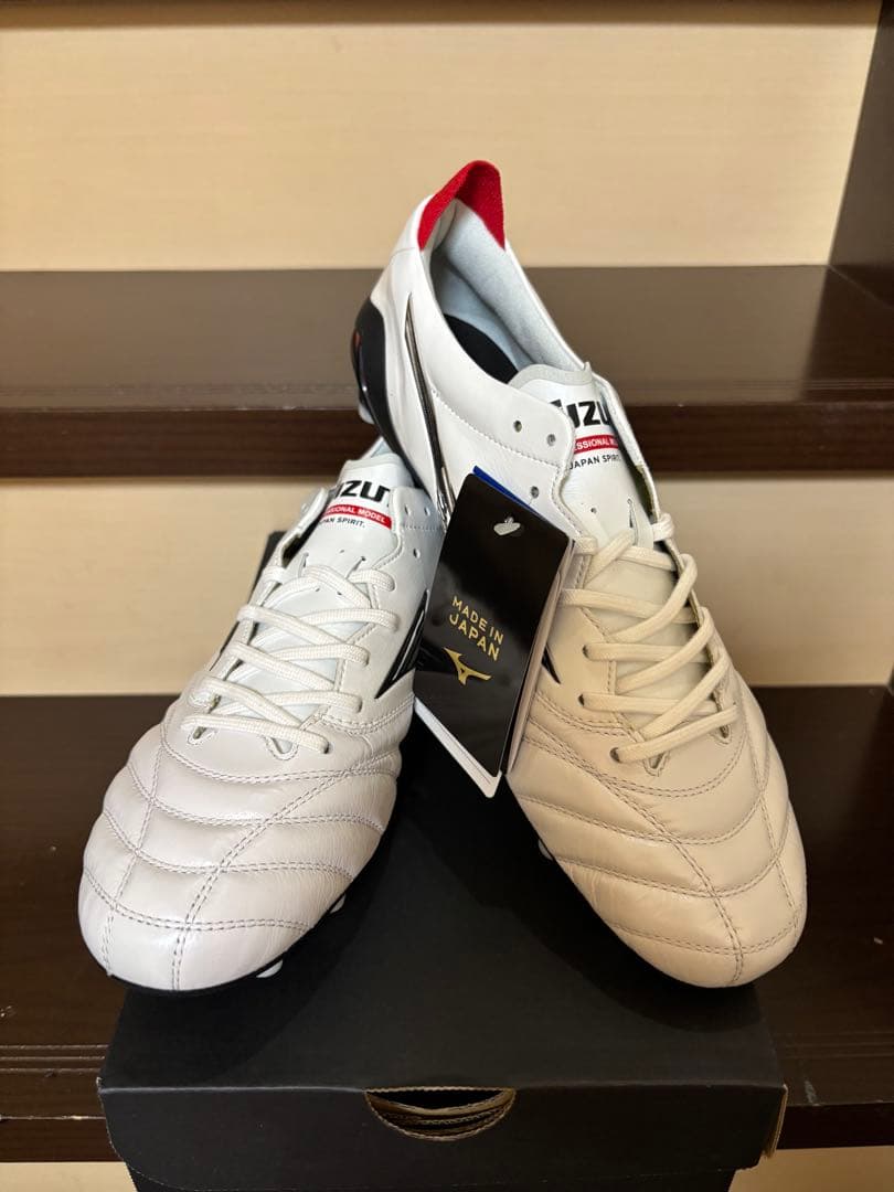 サッカースパイク　ミズノ　モレリアネオ4 JAPAN 新品 26.5cm