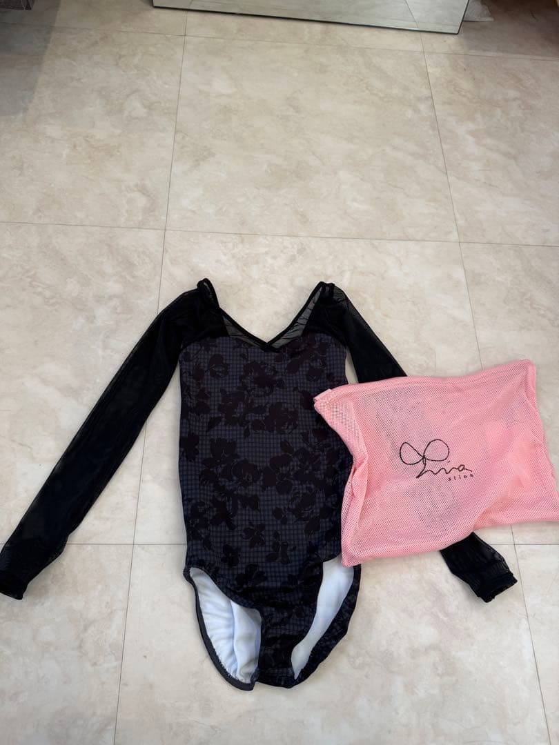 stina 長袖レオタード jr.s Stina 花柄 長袖 バレエ レオタードJr.S 130-140 - メルカリ