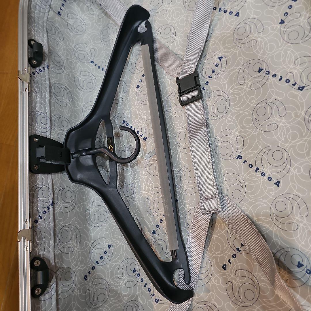 週末特価、週末のみ発送】信頼のProtecA キャリーケース