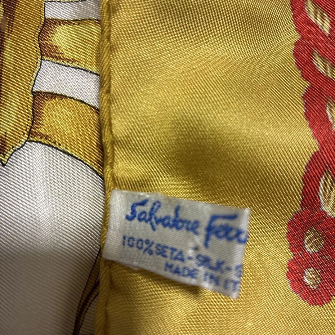Salvatore Ferragamo シルクスカーフ 1997年製