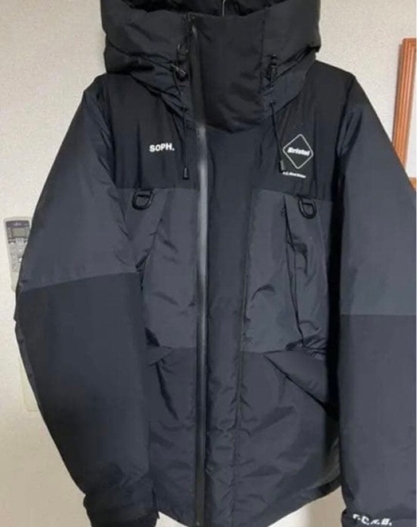 F.C.Real Bristol DOWN BENCH PARKA L ブラック