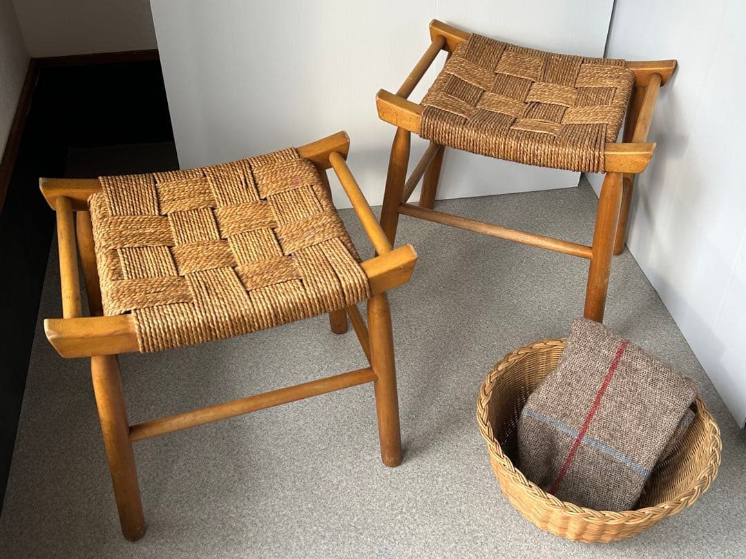 ヴィンテージ　木製スツール　木×ラッシ　編み　椅子　アンティーク　2脚　フット 039 丸型ラッシスツール – 中央民芸ショールームネットショップ