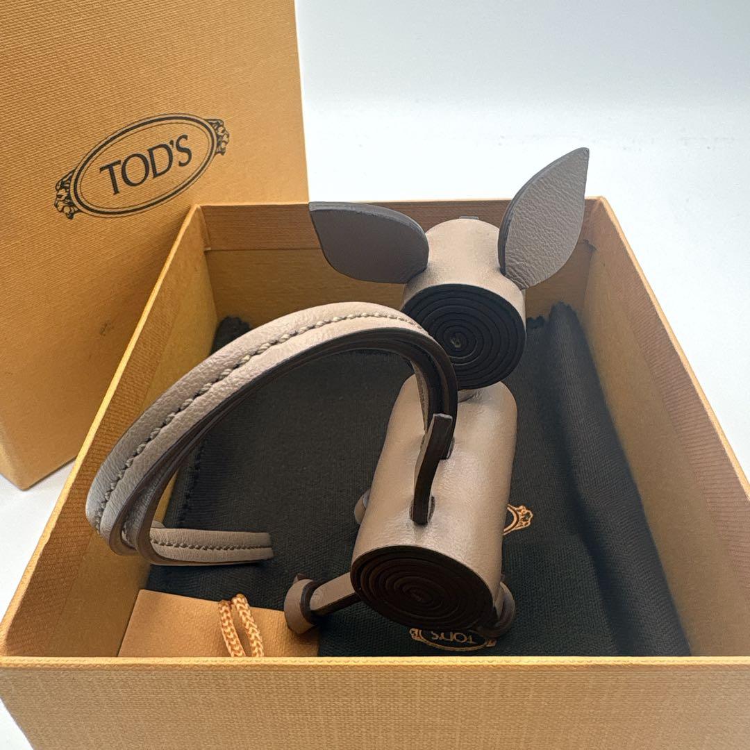 極美品】 TOD'S トッズ レザー ドッグ バッグチャーム ストラップ 犬