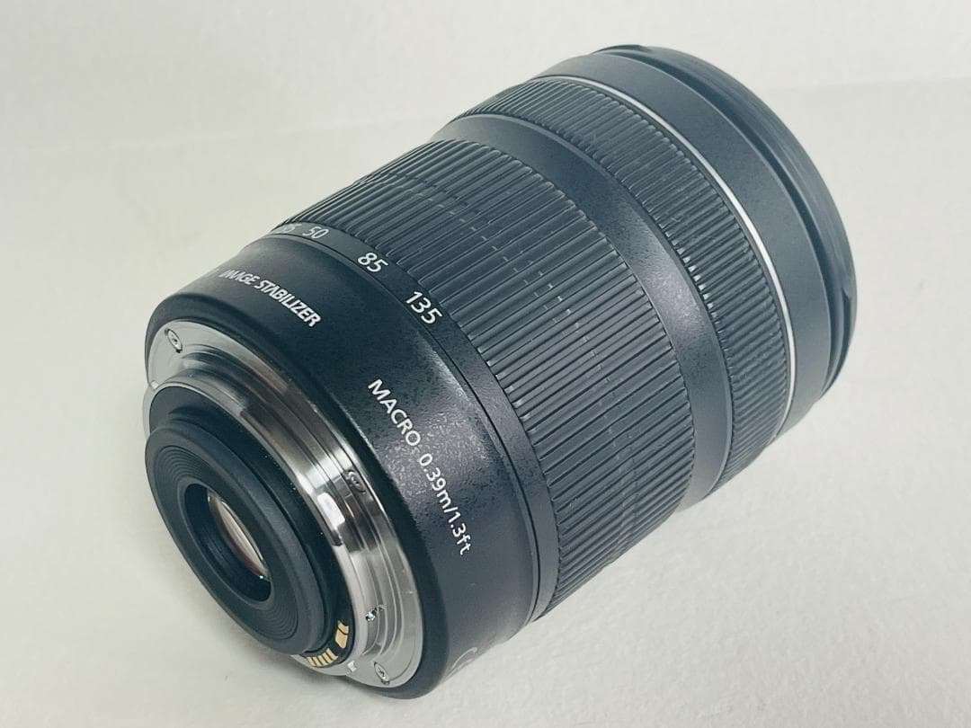 ★美品★Canon EF-S 18-135mm F3.5-5.6 IS STM