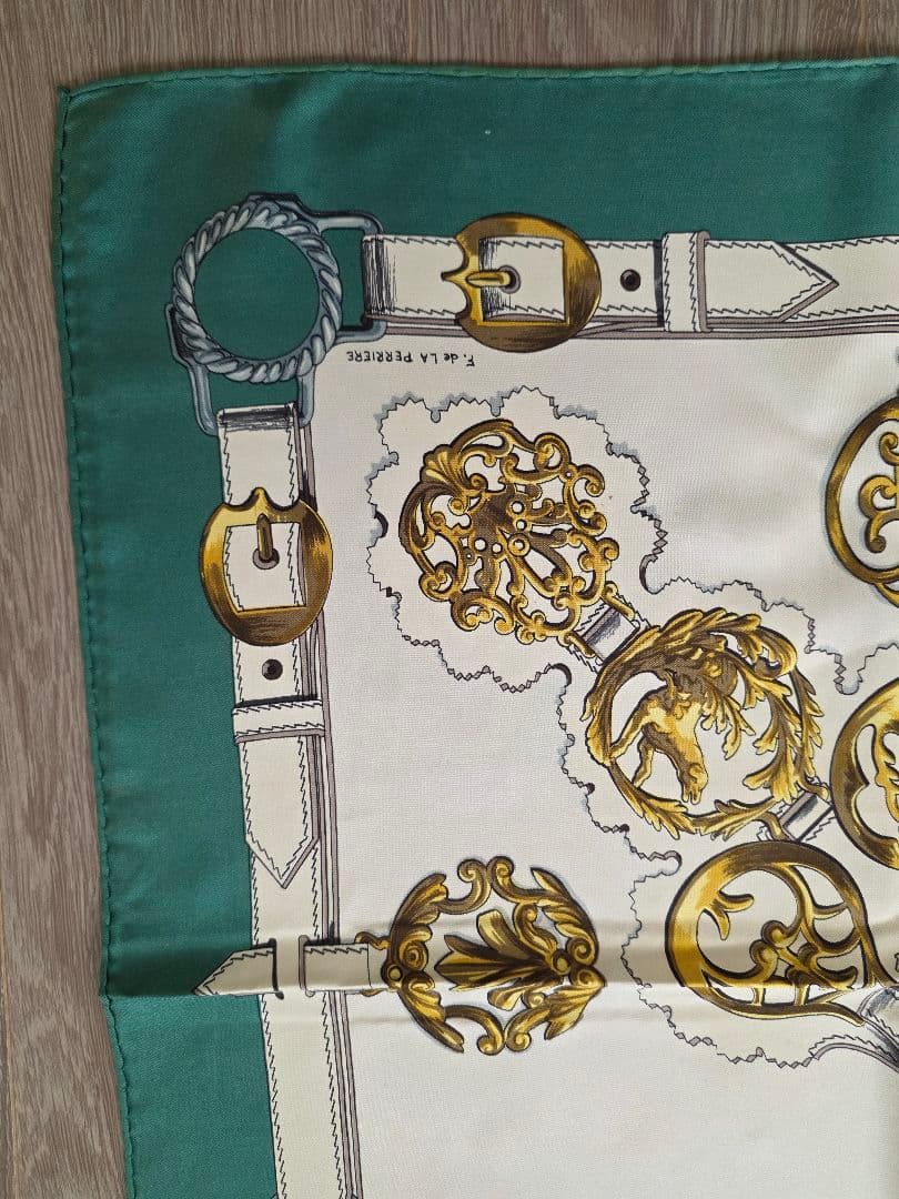 翁*様 HERMES エルメス カレ90 スカーフ \"Cuivreries\"