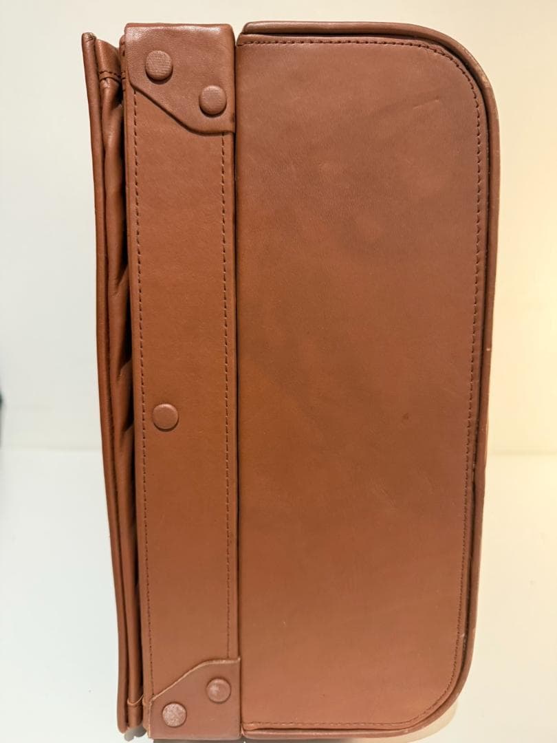 の*の様 キリン午後の紅茶 コイズミトランク