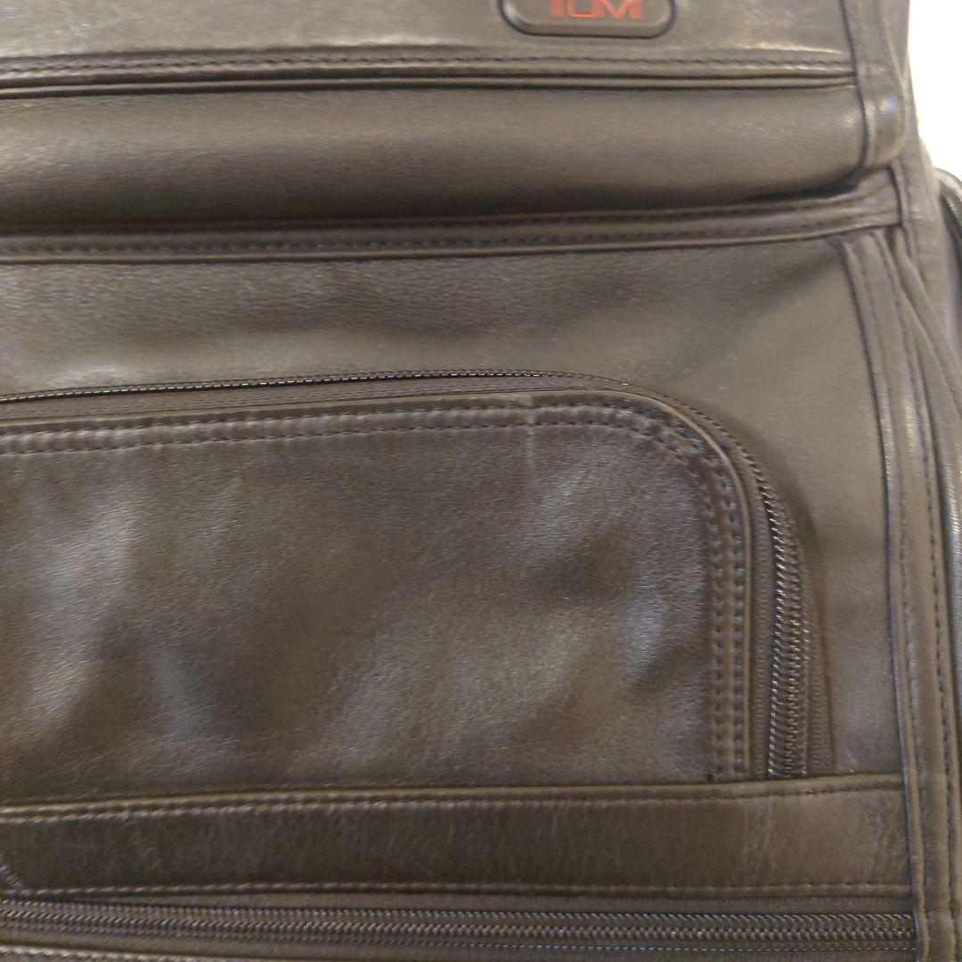 TUMI ビジネスバッグ レザー - メルカリ