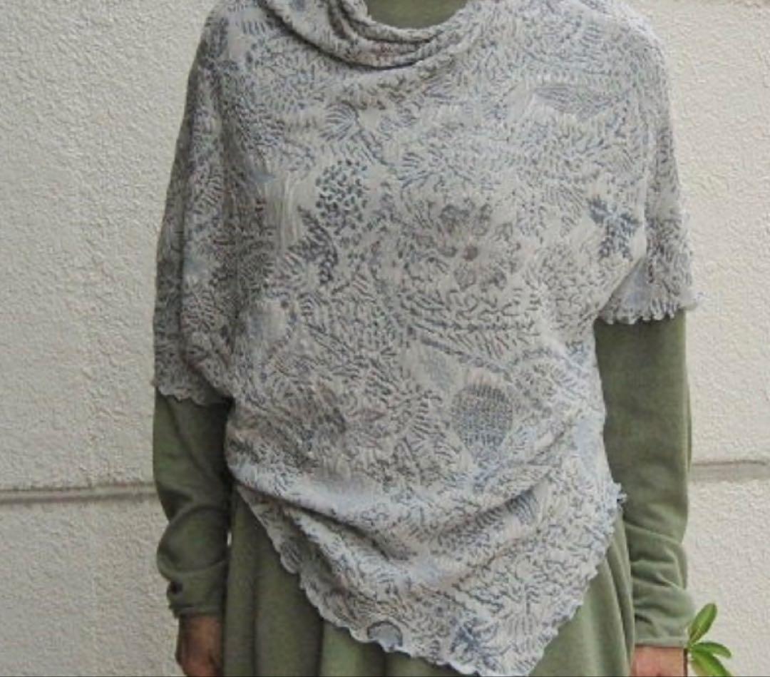 ヨーガンレールババグーリジャワフラワーケープ