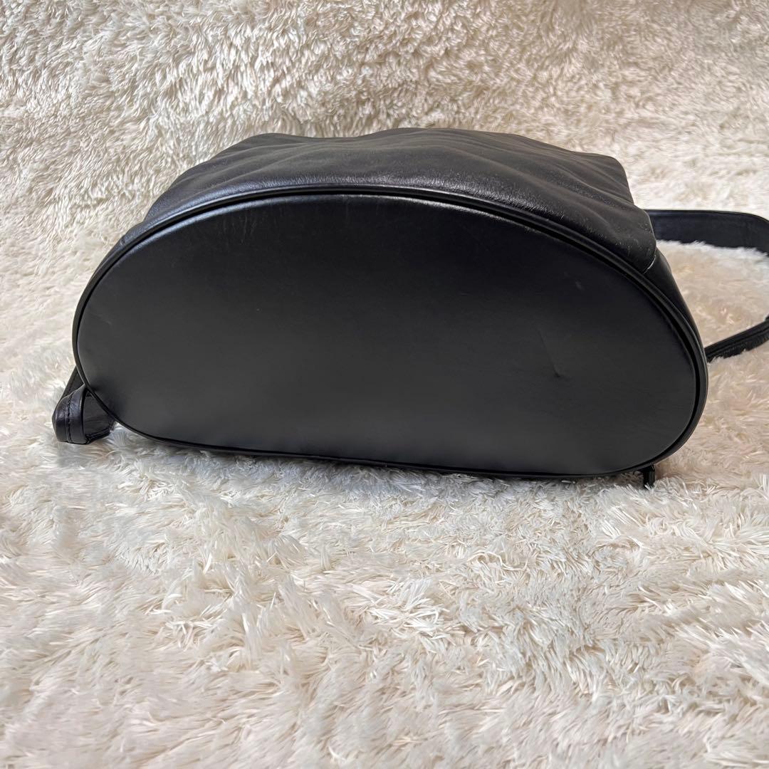 美品 イアパピヨネ 《A４対応/本革》レザースタンドリュック2 ブラック