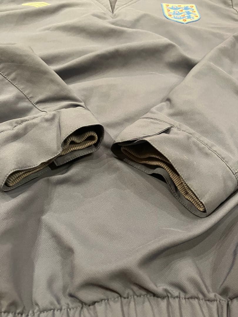 【希少_好色】在原みゆ紀 UMBRO×イングランド代表/ドリルトップ/L