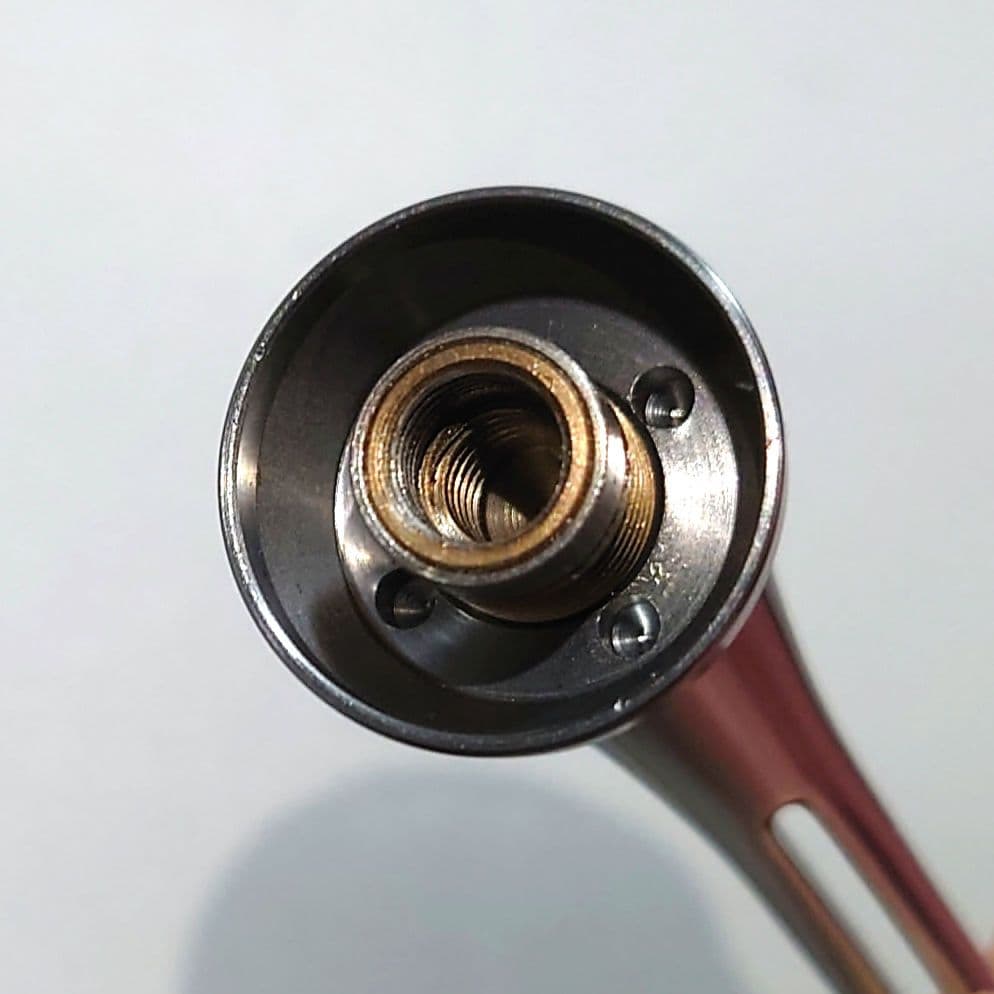 美品】ダイワ 純正 スピニングリール 40mm ハンドル、ザイオンノブ付き