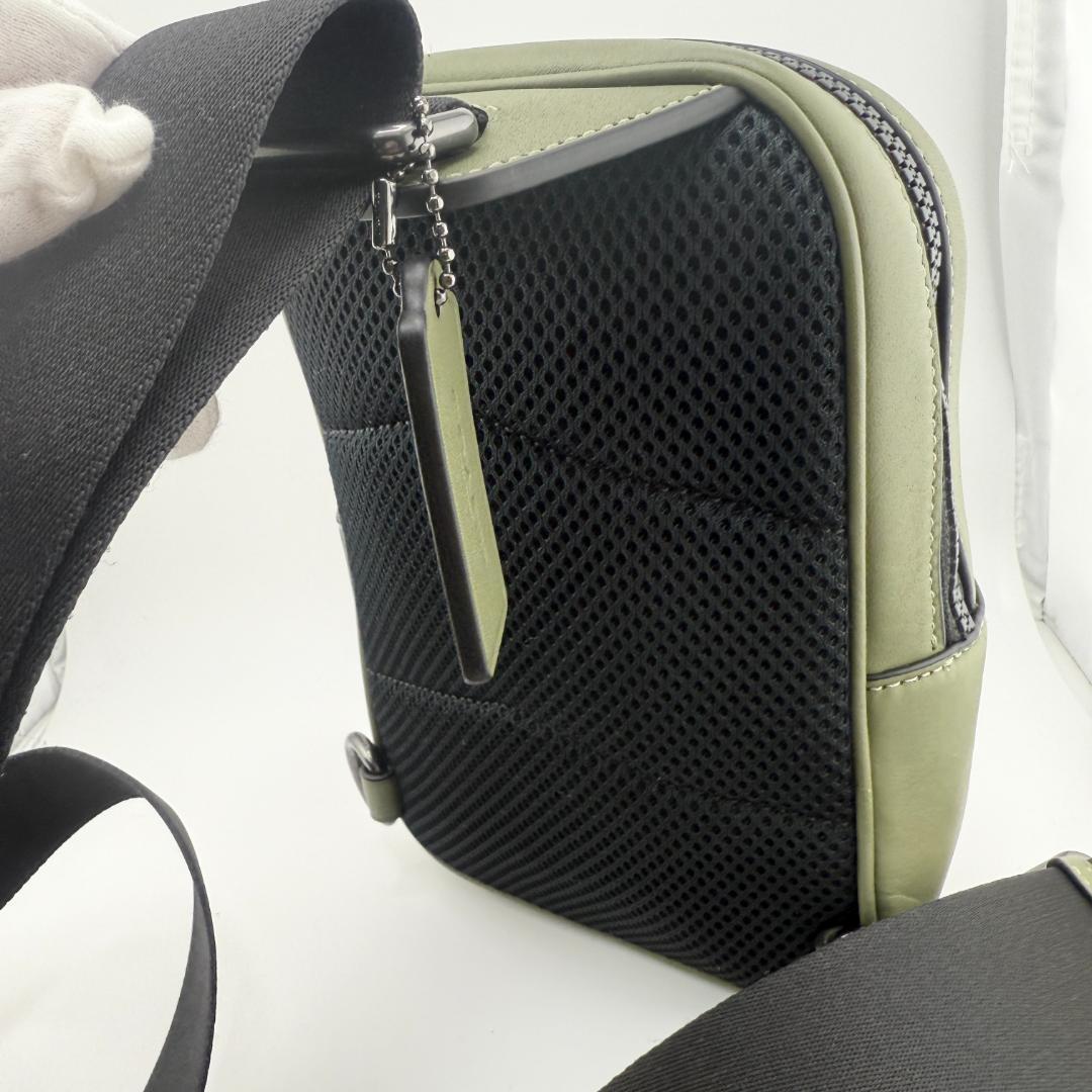 ✨美品✨COACH コーチ レーサー スリングパック ボディバッグ グリーン