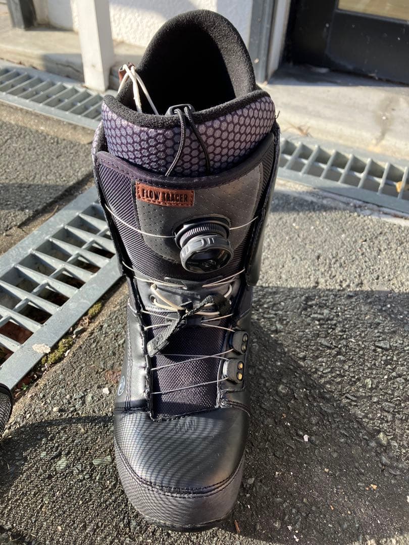 めろ様専用［FLOW TRACE スノーボードブーツ ブラック］ - メルカリ