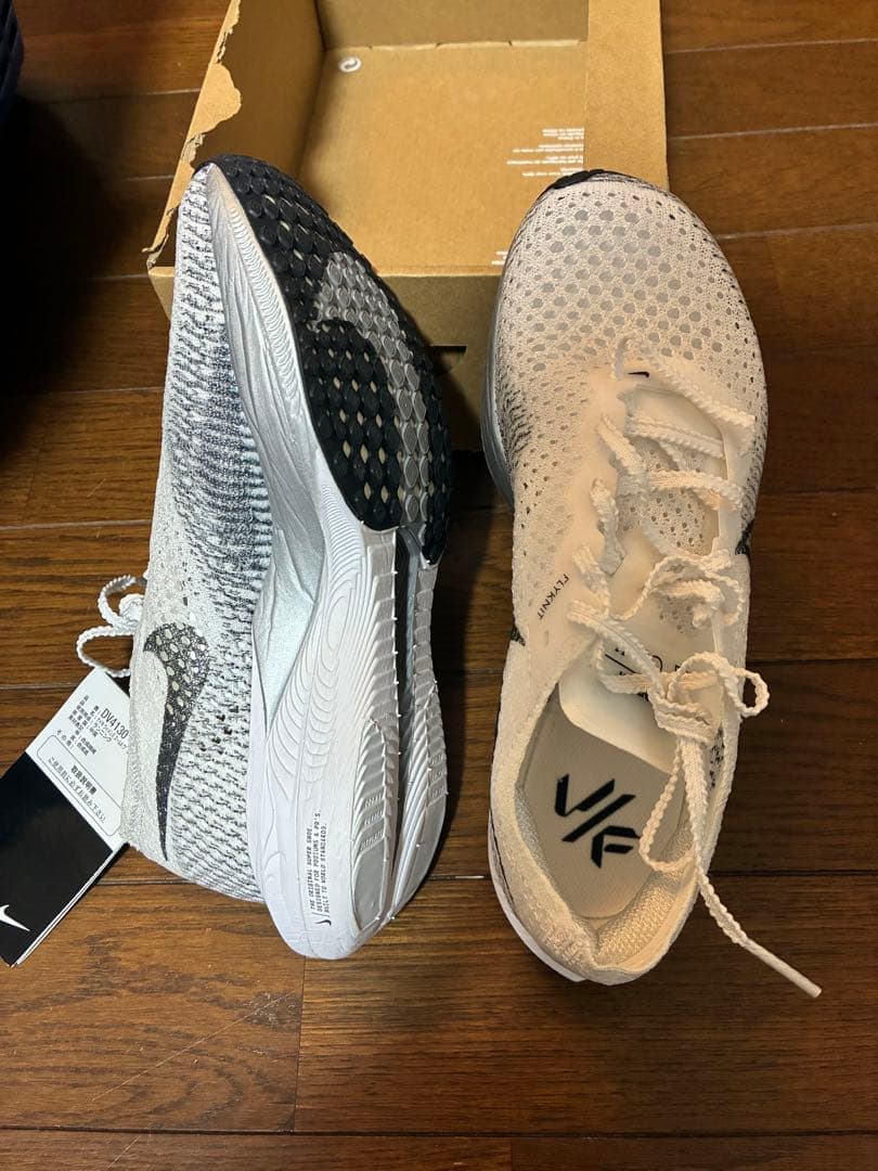 \新品未使用/ ウィメンズ　22.5cm ヴェイパーフライ3