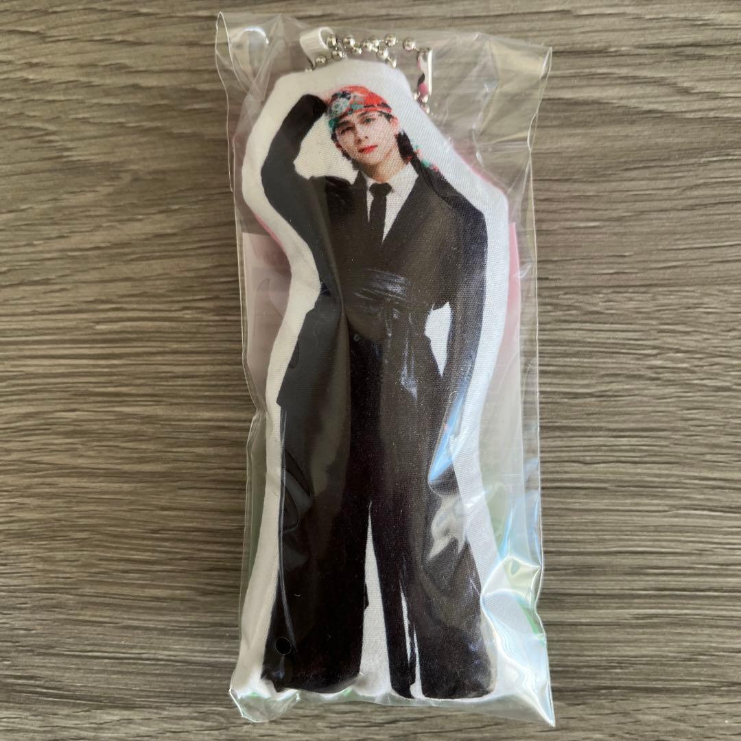 INI ポップアップ 2026 クッションキーホルダー 西洸人 - メルカリ