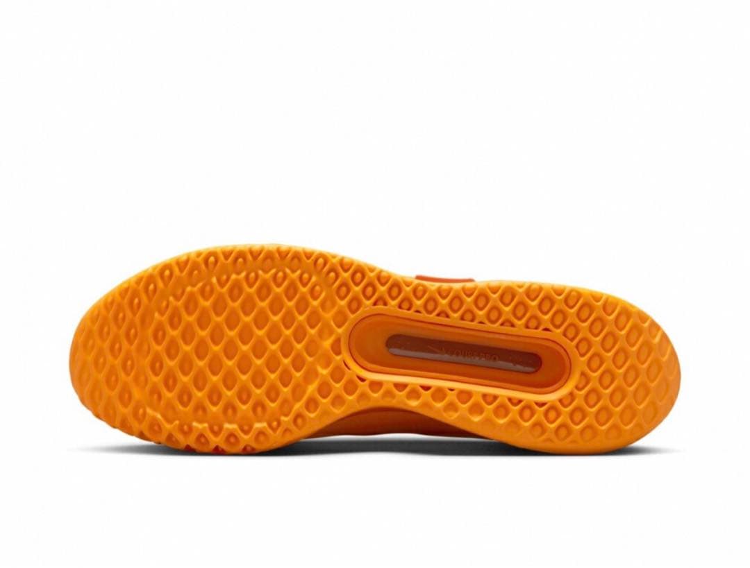 【新品、未使用】NIKE ズーム コート プロ 28.5cm テニスシューズ