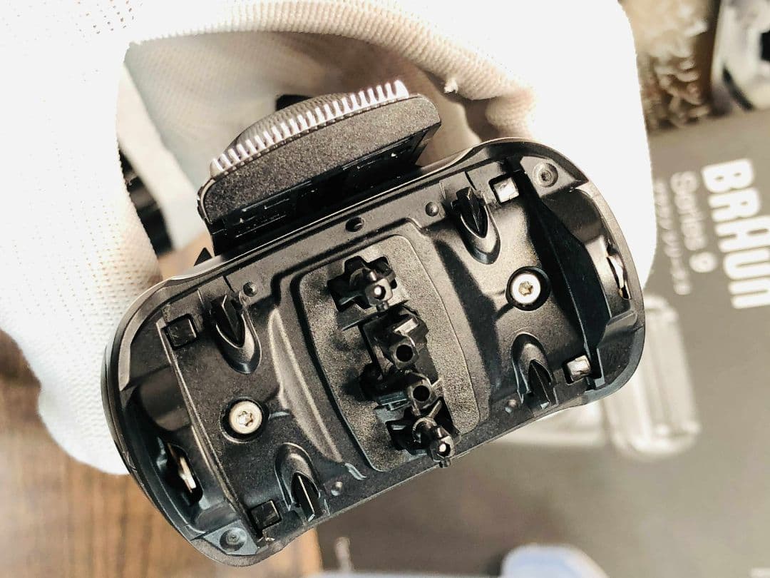 【美品】ブラウン シリーズ9 9360cc -Vメンズ電気シェーバー