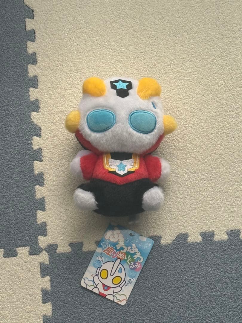 ふわぬい ふわふわお座りぬいぐるみ ウルトラマンタイタス タグ付き