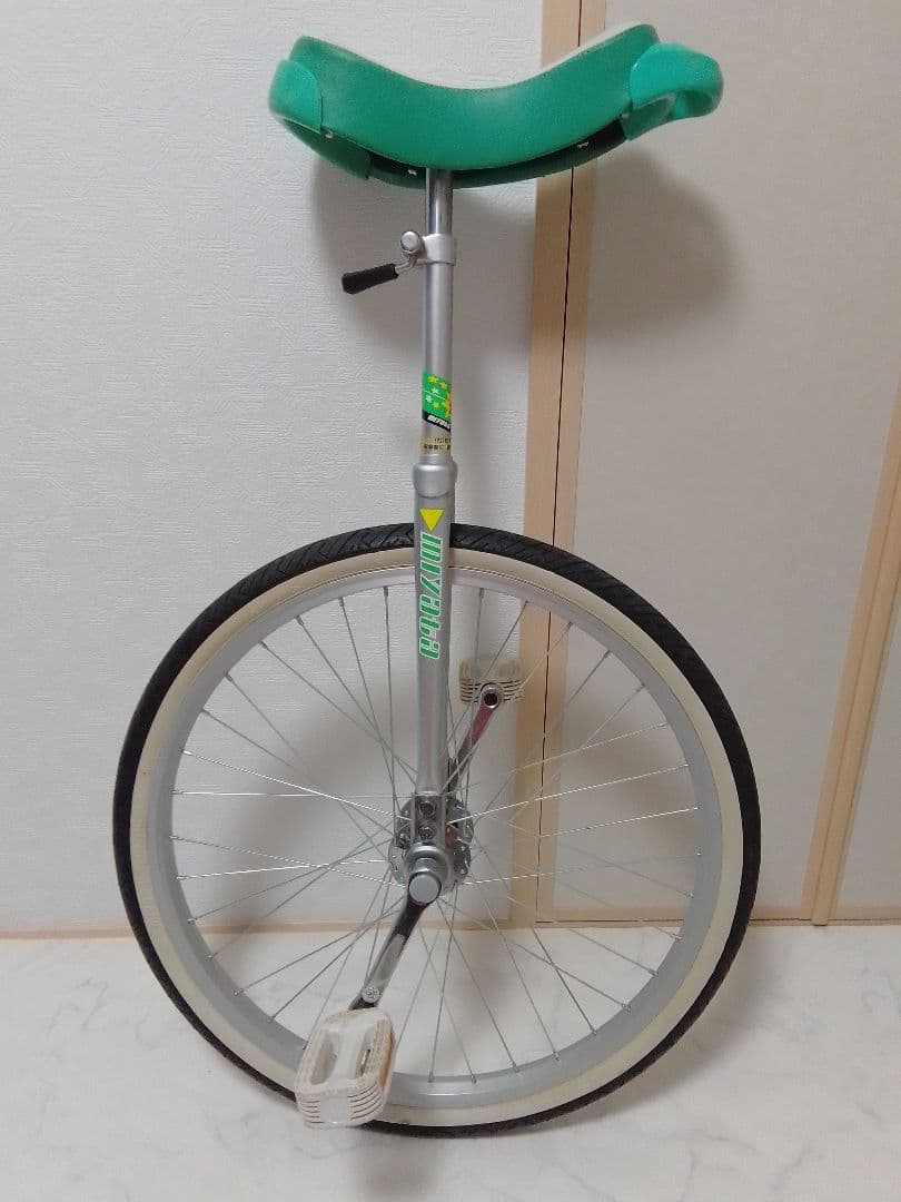 ミヤタ 一輪車 24インチ ユニサイクル フラミンゴ？ ① MIYATA自転車 | MIYATA | ラインナップ | フラミンゴ・シリーズ