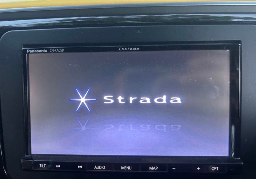 Panasonic CN-RA05DBluetoothカーナビ Amazon | パナソニック(Panasonic) カーナビ ストラーダ 7型 CN-RE05D