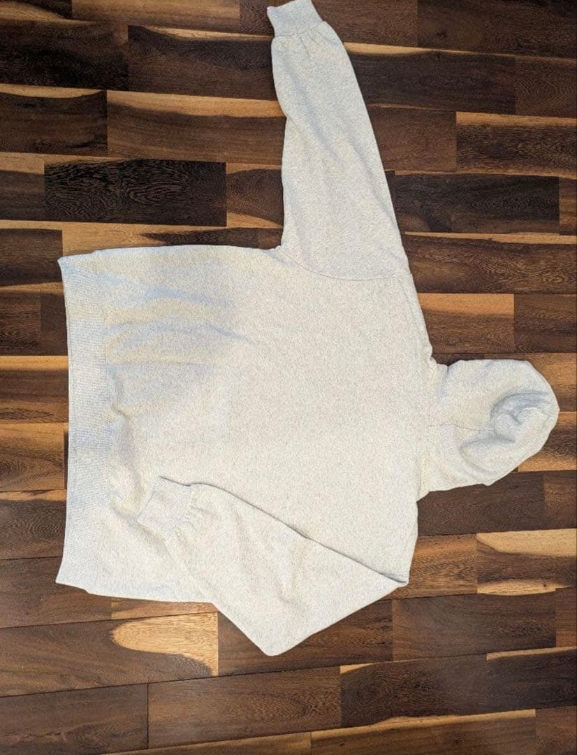 10時間以内発送】ストレンジャーシングスniko and パーカー缶バッチ