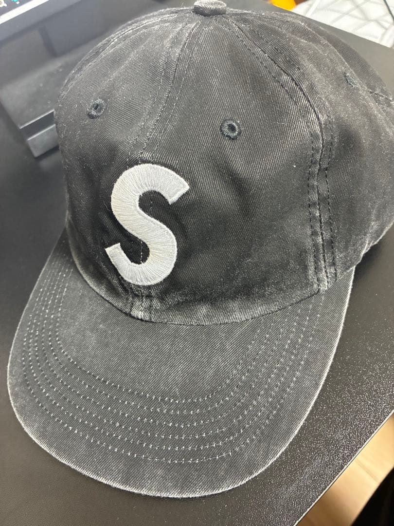 帽子 Pigment Coated 2-Tone S Logo 6-Panel 新品】 Supreme 2-Tone S Logo 6-Panel 緑 橙 - メルカリ