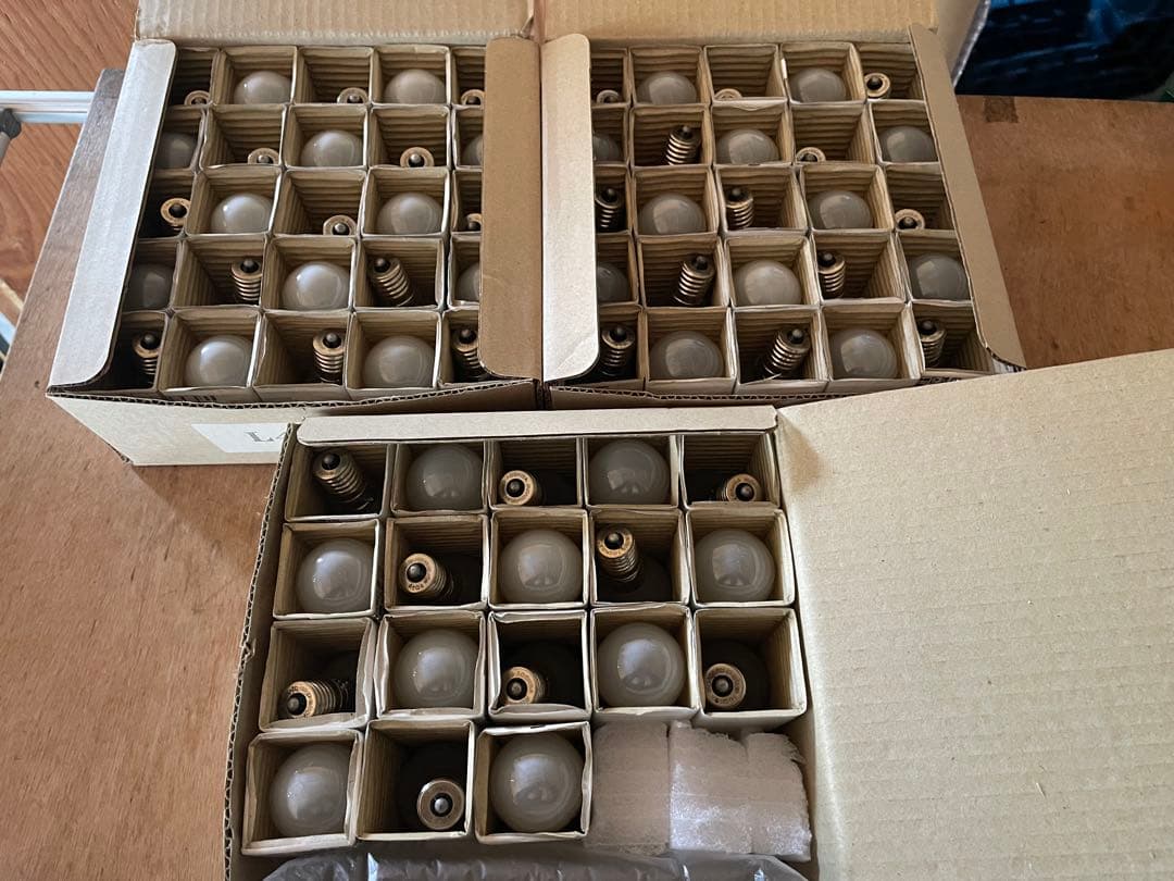 TOSHIBA ミニクリプトン 60wE17 KR100/110V57 68個 Amazon | 東芝ライテック ミニクリプトン電球 E17 60W形