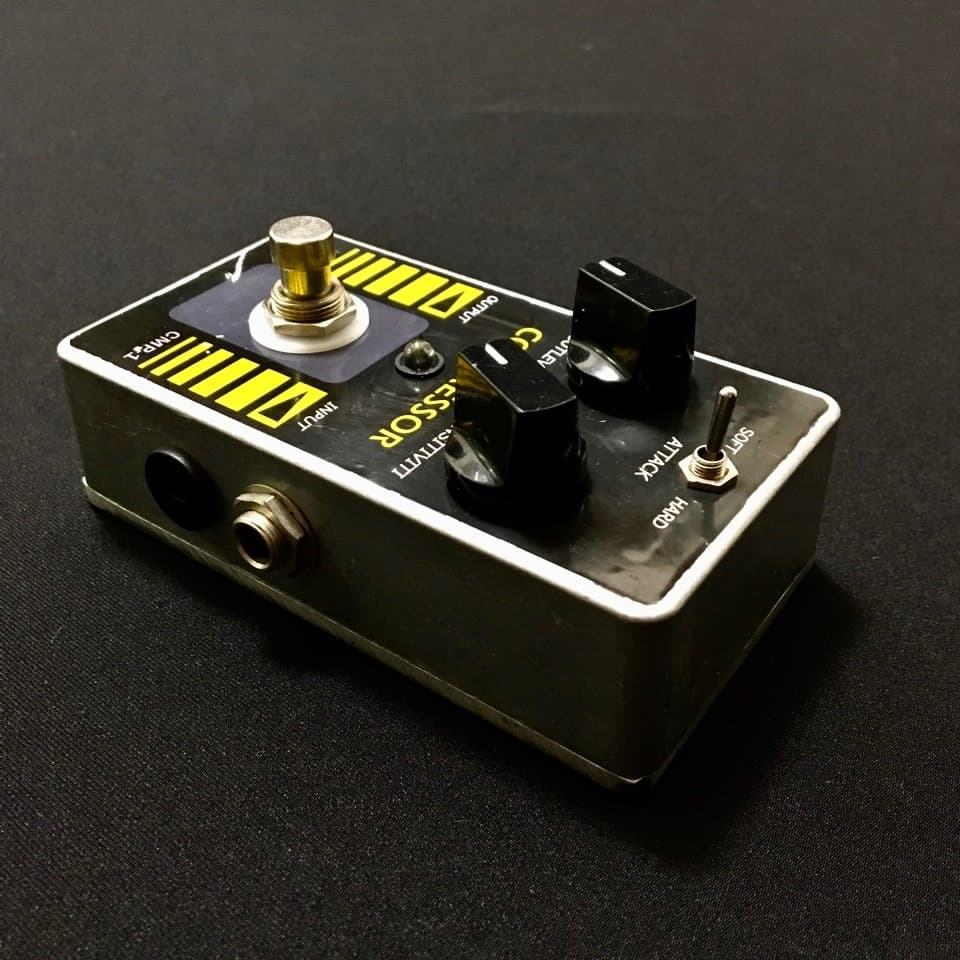 布袋寅泰 BOØWY KORG OVD-1×2 CMP-1 RAT1 - メルカリ 布袋寅泰 BOØWY