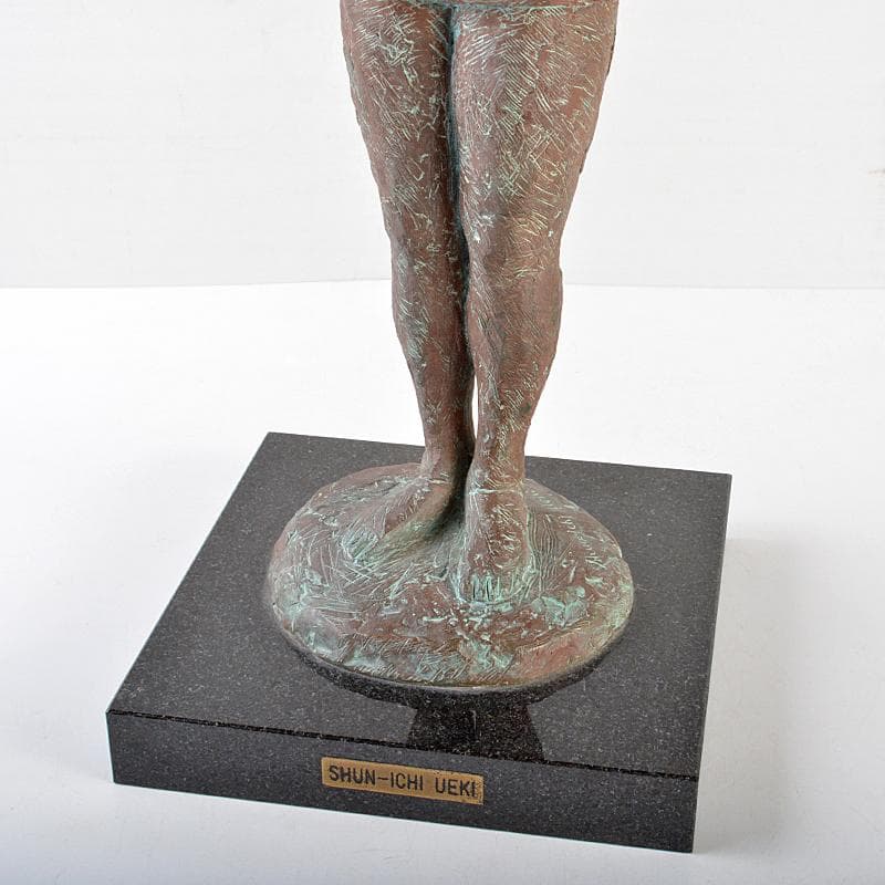 植木舜一作 ブロンズ像 女性像 大理石台 重さ約9.7kg D R5810B - メルカリ