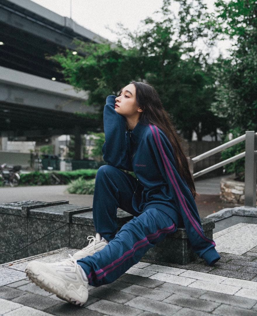 indigo la End ジャージ（上）Lサイズ Post by indigo la End on X: ジャージ着用例