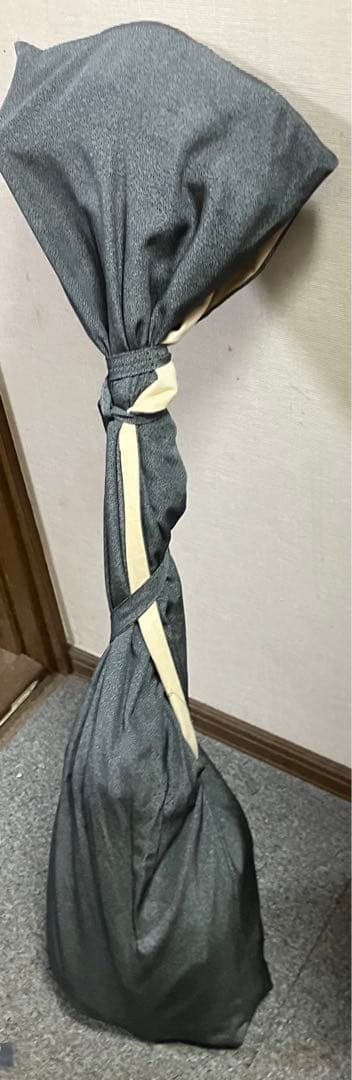 三味線です。表、裏革に破れ無く弾けます。即購入OKです。