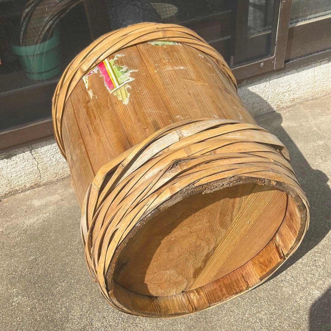 昭和レトロ 大型木樽 木製樽 漬け物樽 味噌樽 直径40cm - メルカリ