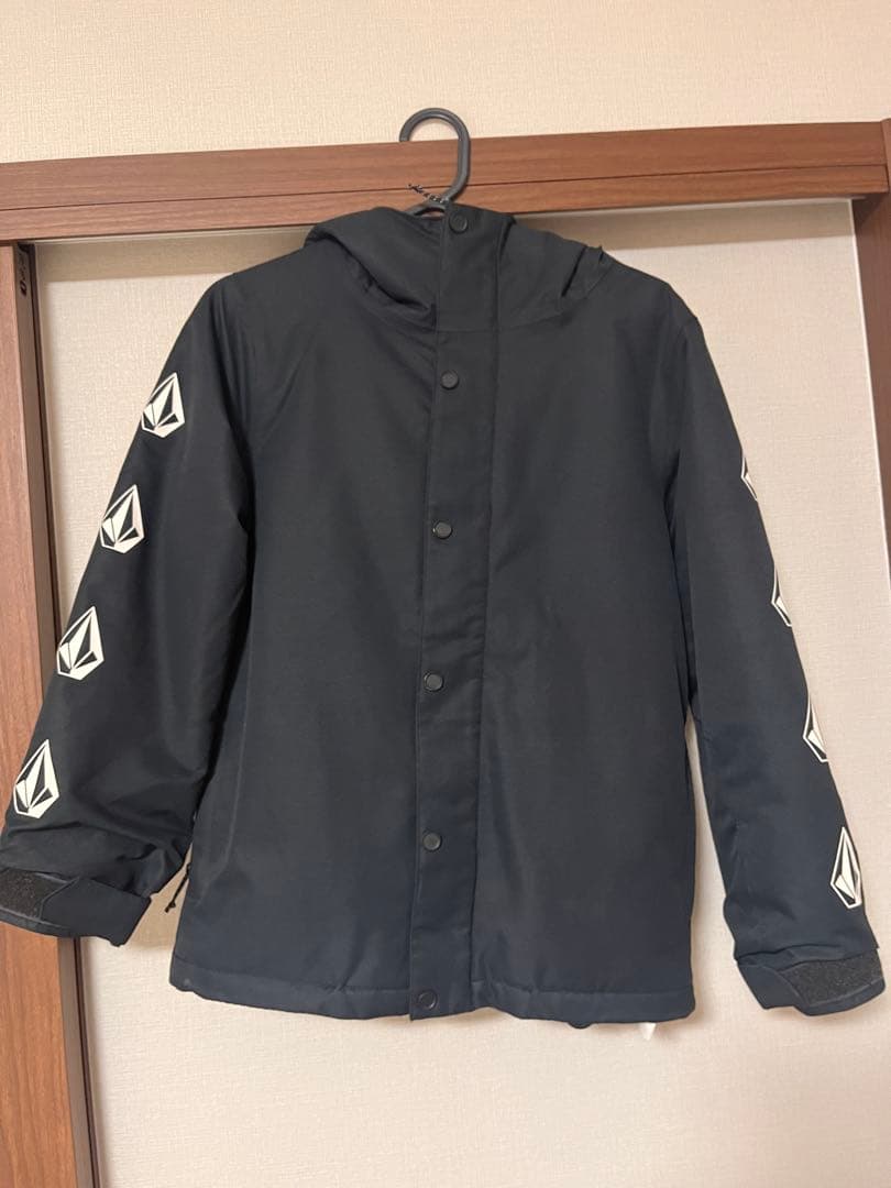 Volcom フード付き黒スノーボードジャケット 楽天市場】送料無料 スノーボードウェア VOLCOM ボルコム L GORE-TEX