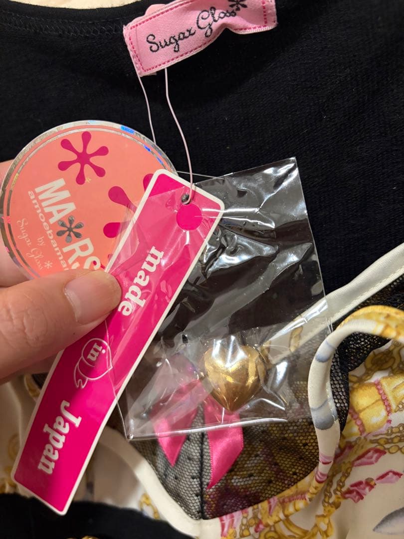 フリル付きミニワンピース 黒・白・金 MA＊RS