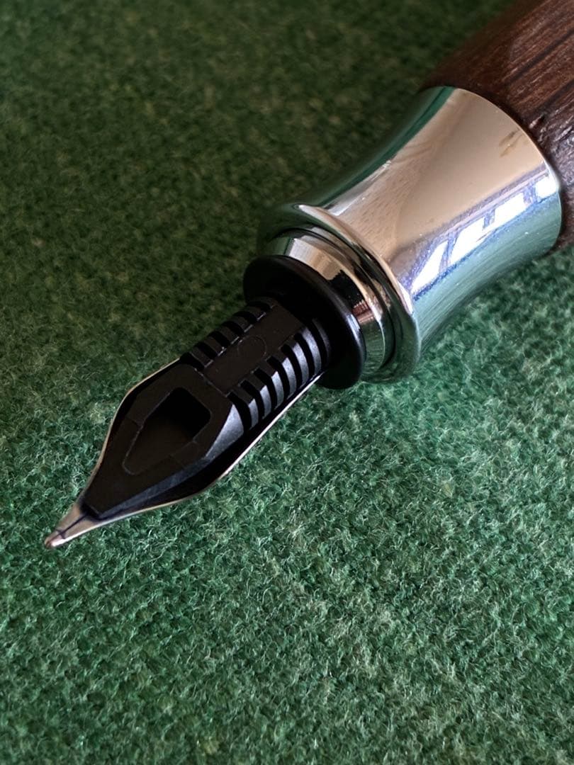 ラスト値下げ！FABER CASTELL万年筆 F オンドロ インク付き - メルカリ