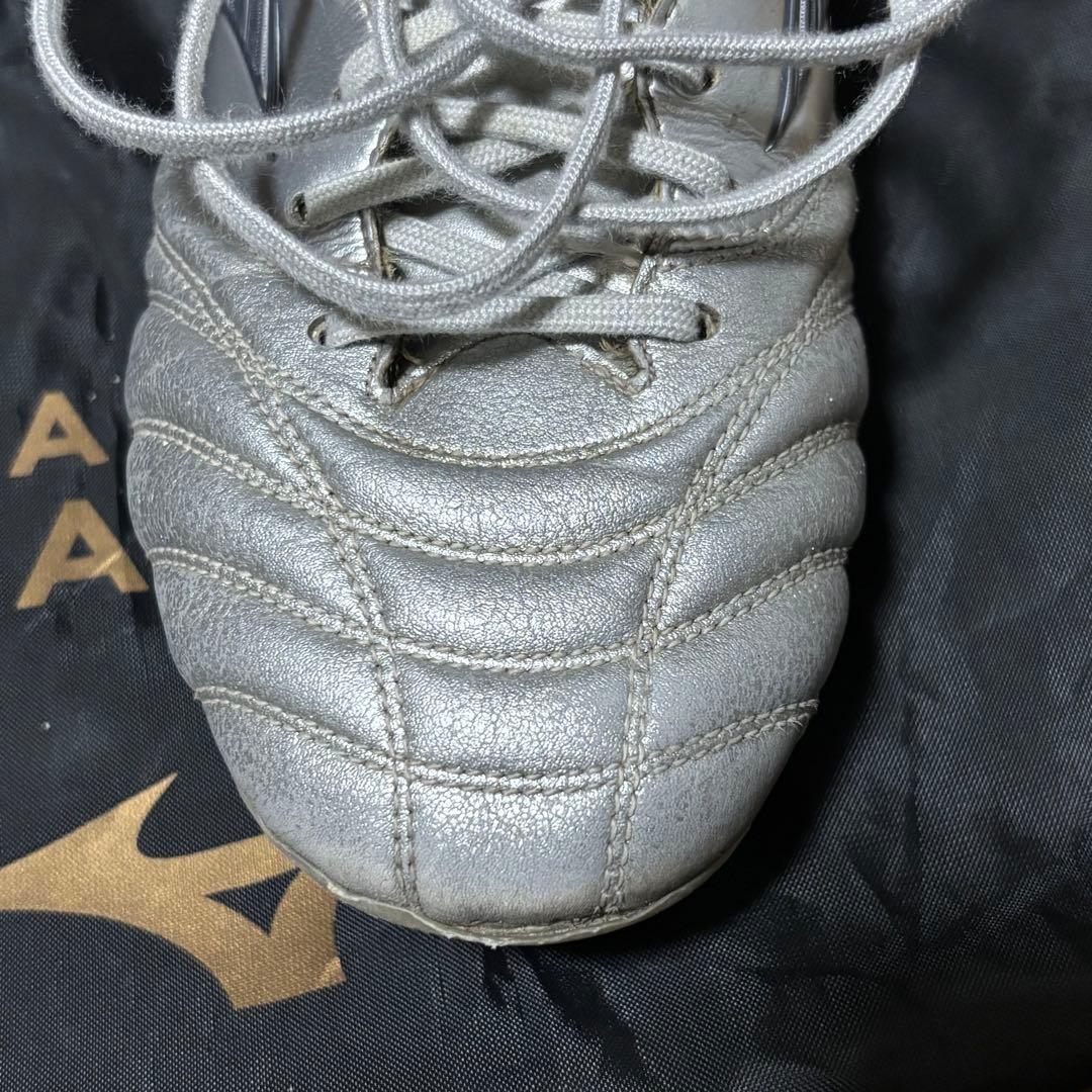Mizuno サッカーシューズ スパイク シルバー 収納袋 - メルカリ