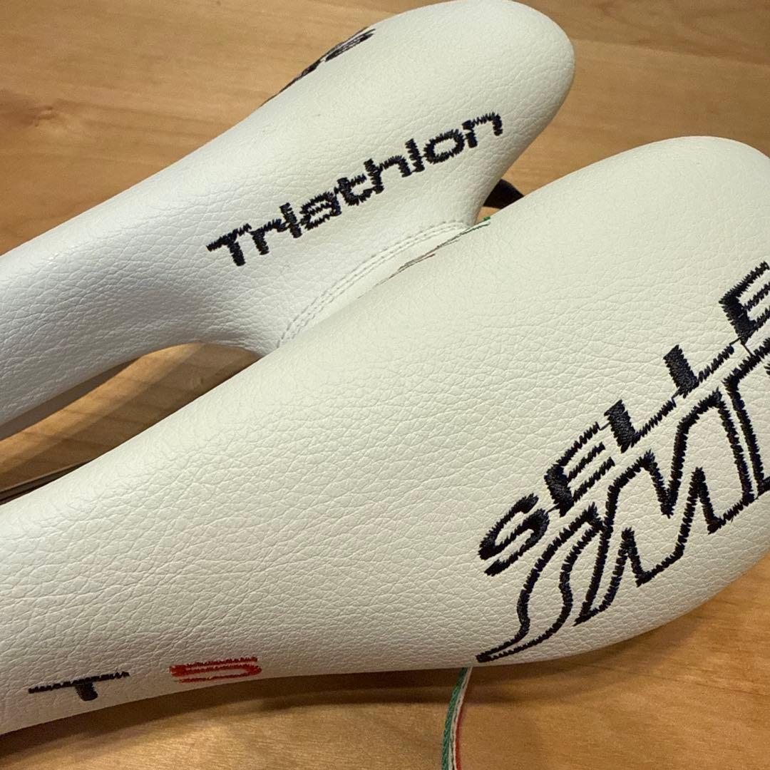 《 新品未使用》SELLE SMP T5 ホワイト 希少・美品サドル