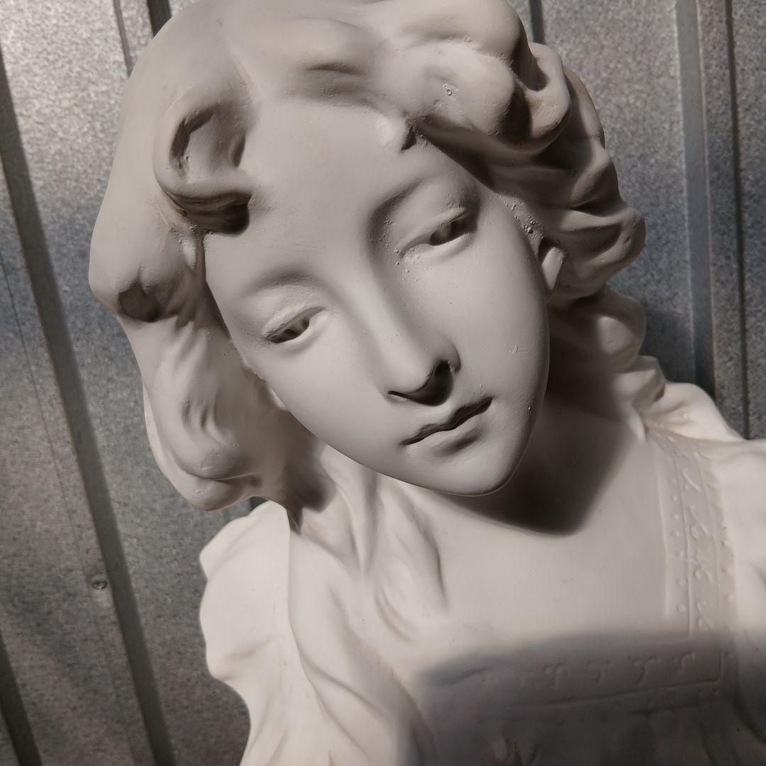 な*み様 石膏像 すずらんを持った少女