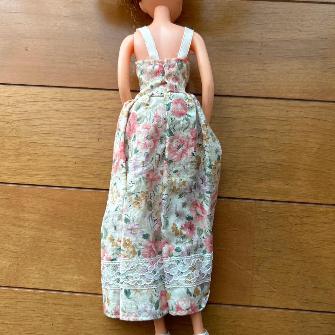 レトロ バービー人形 - メルカリ