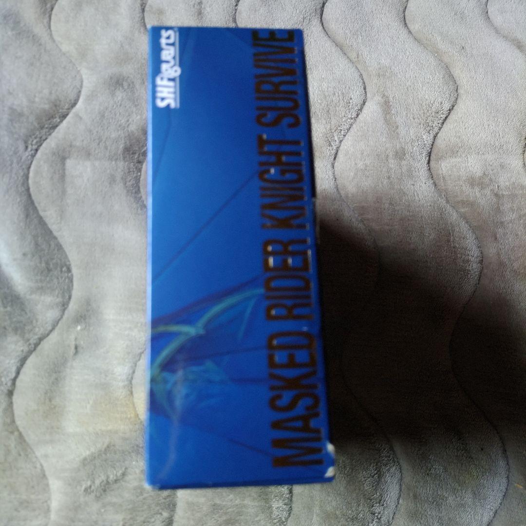【未開封品】S.H.Figuarts 仮面ライダー ナイト サバイブ 東映